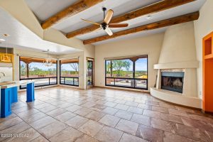 Kitchen Family room