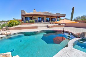 5052 S Perlita Rd - Pool and Patio